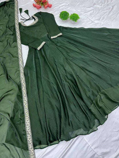 👗Premium Designer Party Wear Gown Set 👗