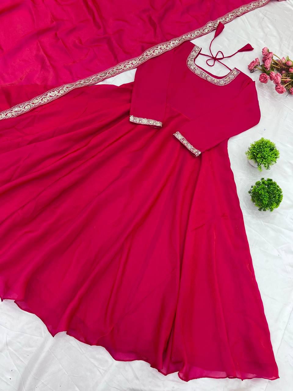 👗Premium Designer Party Wear Gown Set 👗