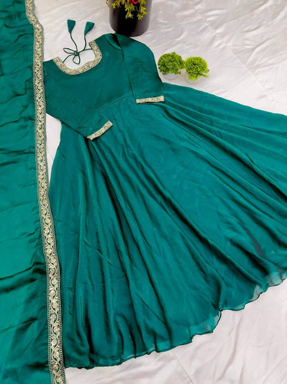 👗Premium Designer Party Wear Gown Set 👗