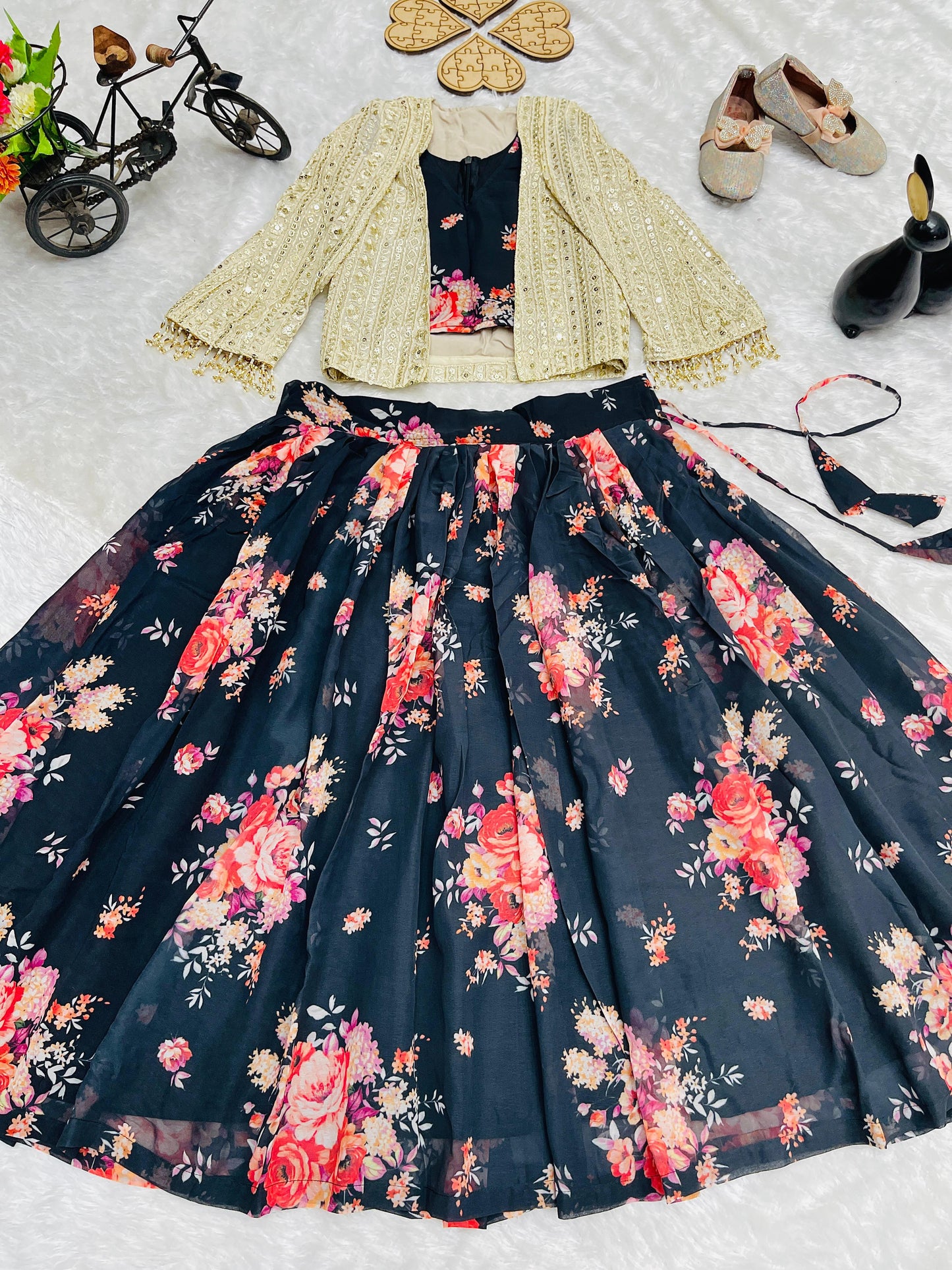 💥  Lehenga Choli with Koti  💕