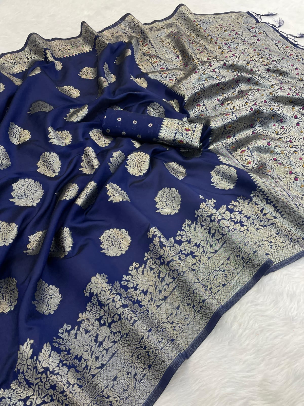 🌸KAMYA SILK BANARASI SAREE 🌸